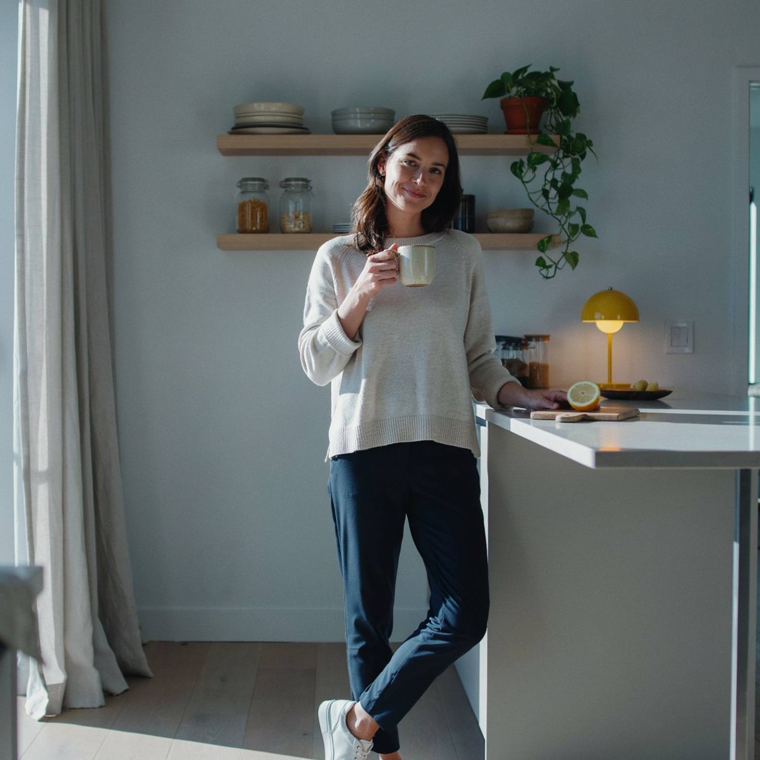 Resident using Habitus Live
